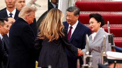 Trump breaks protocol to welcome Xi as US, China extend trade truce