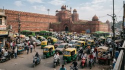 Delhi traffic today: Diversions at 6 key roads near Red Fort, buses likely to change routes
