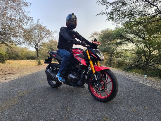 Hero 160 Rtr New Hero Xtreme 160R 4V: The fast and the fluid - Bike News | The ...