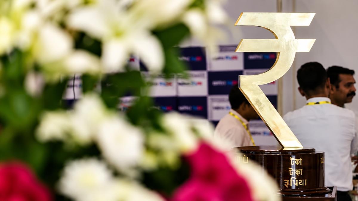 https://images.financialexpressdigital.com/2026/10/RupeeReuters2.jpg