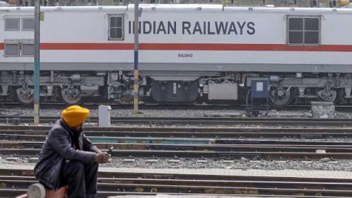 Railways Launch Special Trains Connecting Telangana, Andhra Pradesh, Karnataka, and Beyond for Festive Season