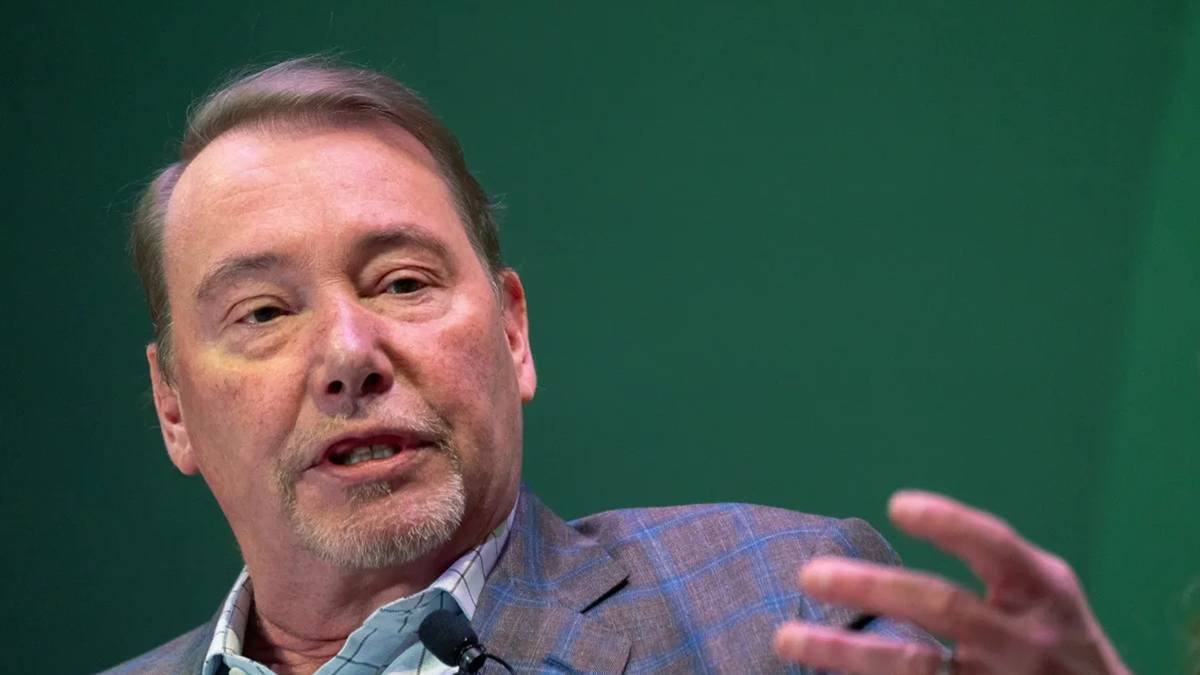 Experts Advise Caution as Fed Rate Hike Possible Amid Market Uncertainty