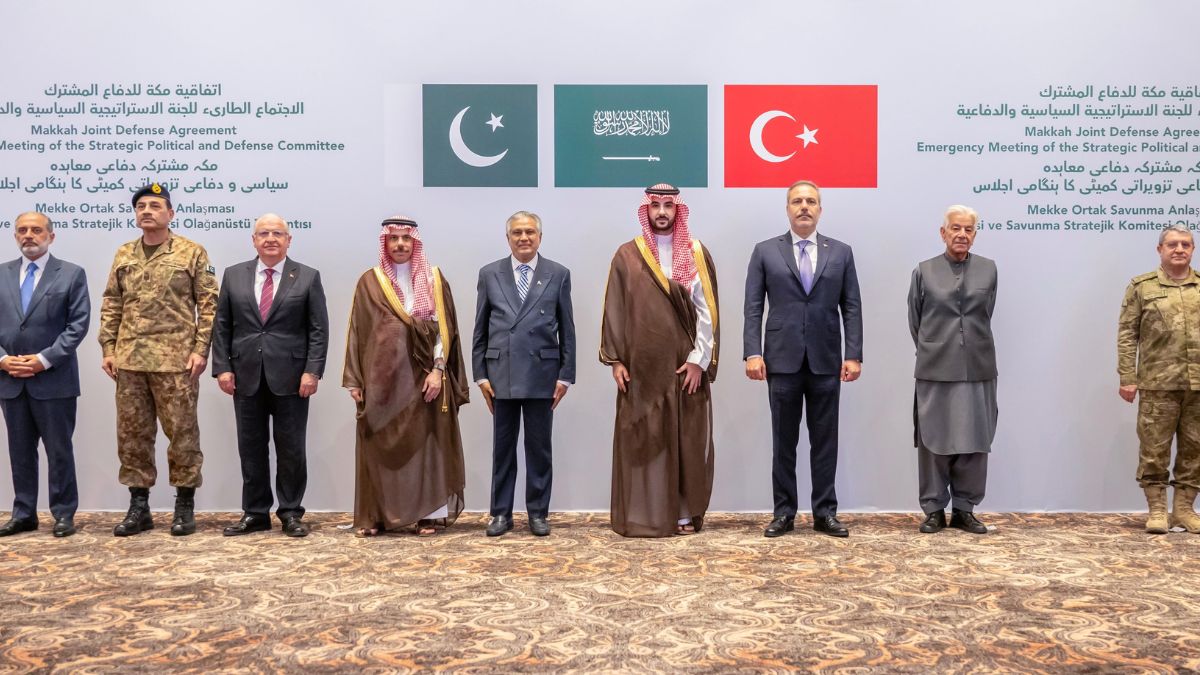Pakistan and Turkey Join Saudi Defence Pact Amid Attacks
