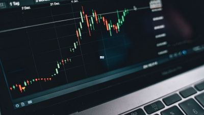 Crude surge derails market recovery 